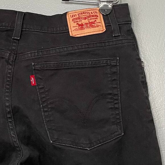 Levis 550 Womens Size 16 M Relaxed Boot Cut Dark Black Denim Jeans Classic - Picture 5 of 12